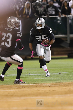NFL: San Diego Chargers at Oakland Raiders