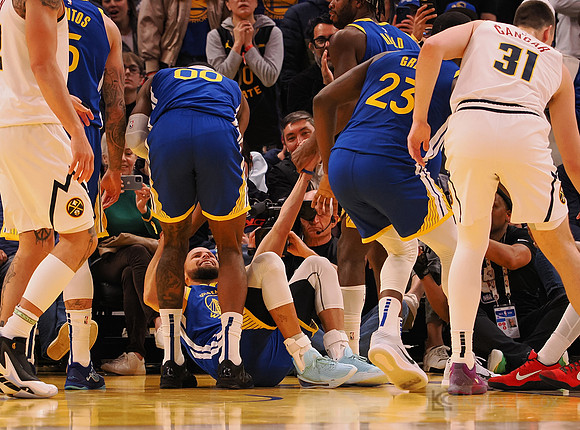 NBA: Denver Nuggets at Golden State Warriors