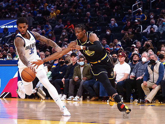 NBA: Dallas Mavericks at Golden State Warriors