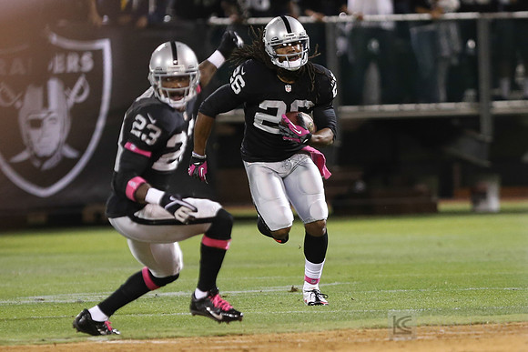 NFL: San Diego Chargers at Oakland Raiders