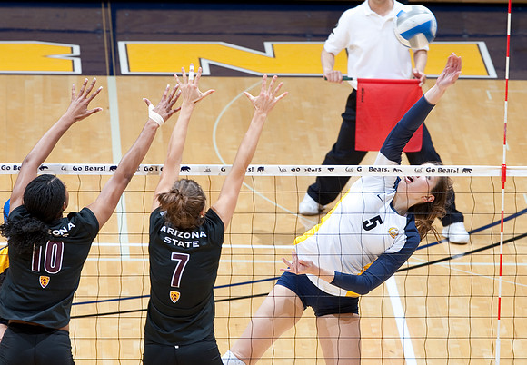 Cal Volleyball vs ASU