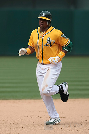 MLB: Chicago White Sox at Oakland Athletics