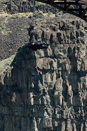 BASE Jumping