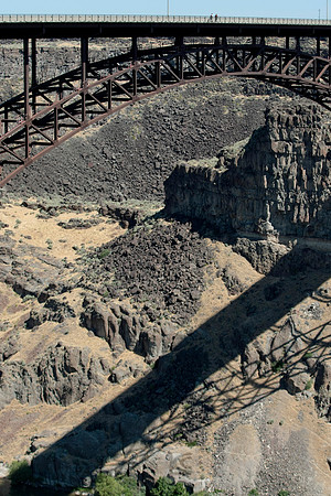 BASE Jumping