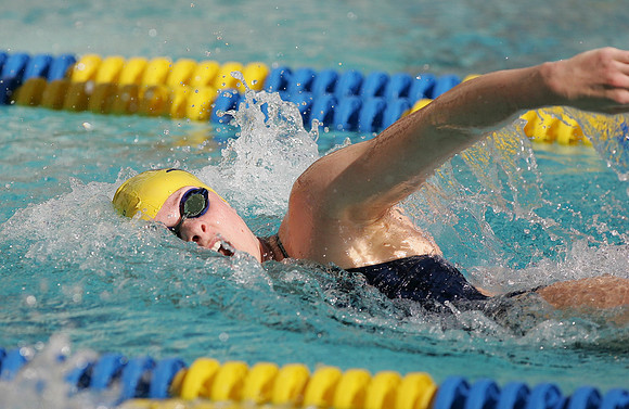 Cal Women's Swimming vs USC
