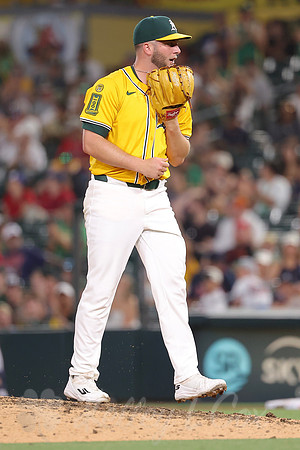 Atlanta Braves v Athletics