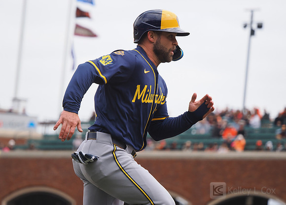 MLB: Milwaukee Brewers at San Francisco Giants