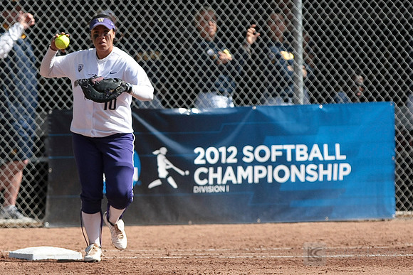 Softball: Washington vs Cal