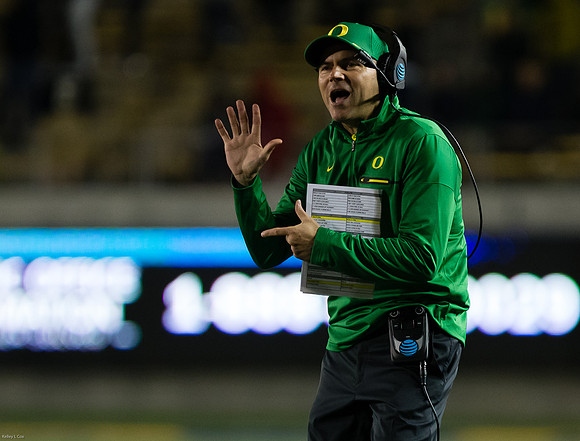 NCAA Football: Oregon at California