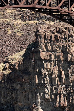 BASE Jumping