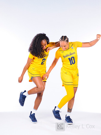 Amaya Bonner (2), Jazlen Green (10)