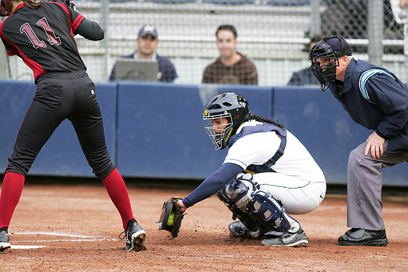 Cal Softball vs Santa Clara