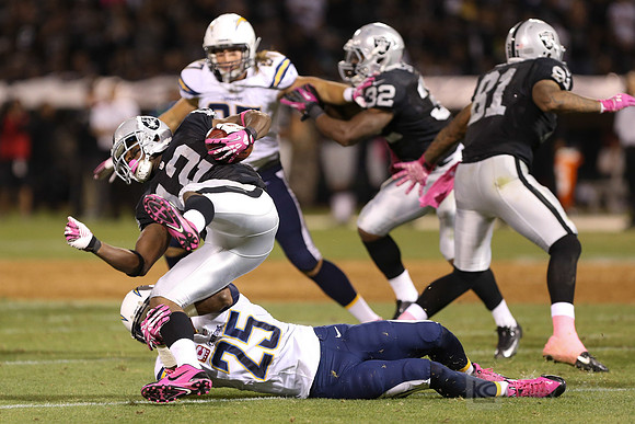 NFL: San Diego Chargers at Oakland Raiders