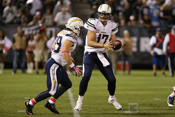 NFL: San Diego Chargers at Oakland Raiders