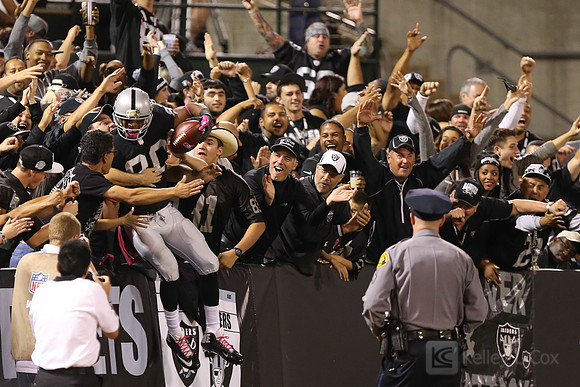 NFL: San Diego Chargers at Oakland Raiders