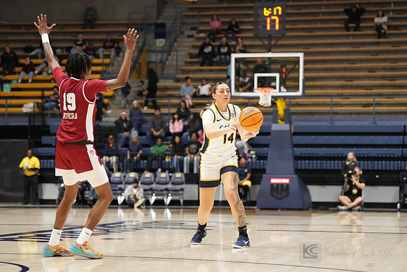Women’s Basketball: California Golden Bears vs Temple Owls
