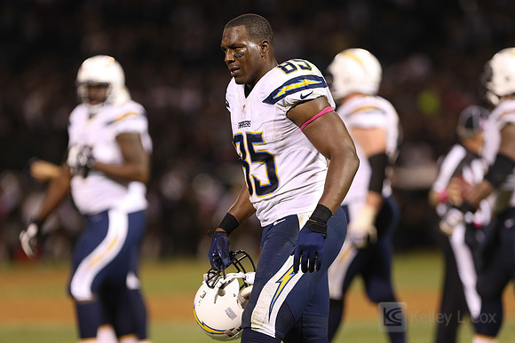 NFL: San Diego Chargers at Oakland Raiders