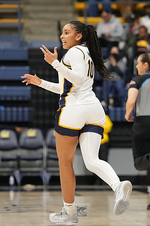 Women’s Basketball: California Golden Bears vs Temple Owls