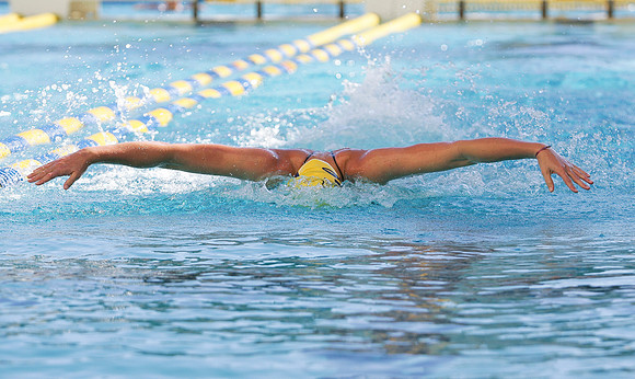 Cal Women's Swimming vs USC