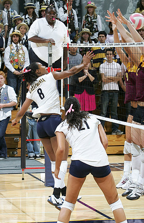 Cal Volleyball vs Arizona State