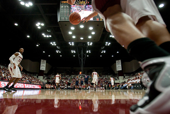NCAA MEN'S BASKETBALL 2011 - Feb 03 - Arizona at Stanford