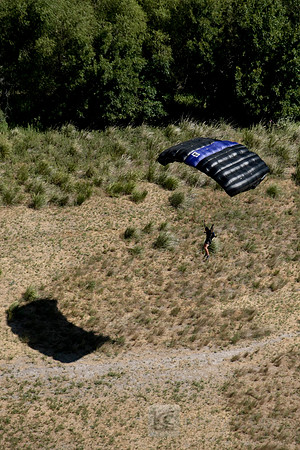 BASE Jumping
