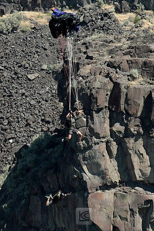 BASE Jumping