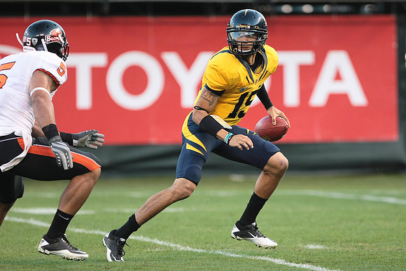 NCAA Football: Oregon State at California