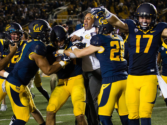 NCAA Football: Oregon at California