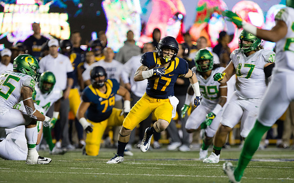 NCAA Football: Oregon at California
