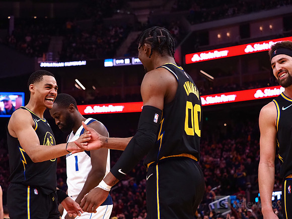 NBA: Dallas Mavericks at Golden State Warriors