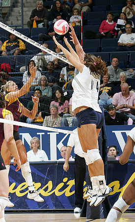 Cal Volleyball vs Arizona State