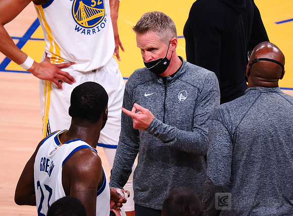 NBA: Playoffs-Dallas Mavericks at Golden State Warriors