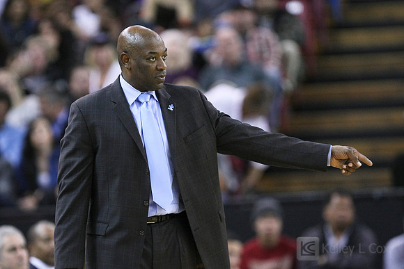 NBA: Phoenix Suns at Sacramento Kings
