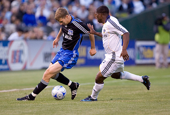 Ronnie O'Brien, Edson Buddle