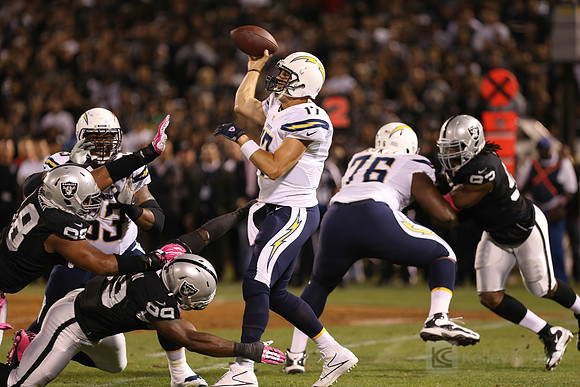 NFL: San Diego Chargers at Oakland Raiders