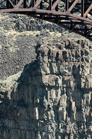 BASE Jumping