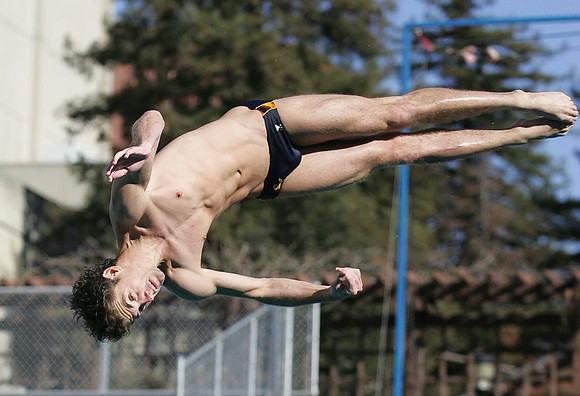 Cal Women's Swimming vs USC