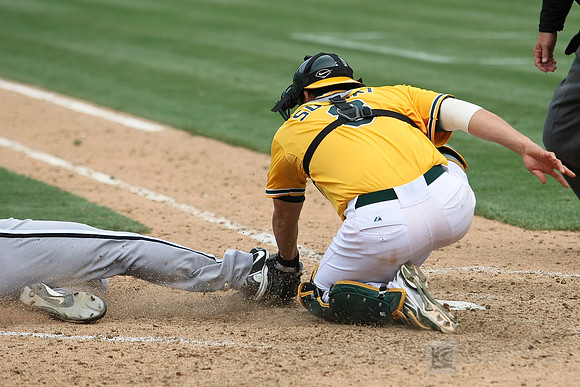 MLB: Chicago White Sox at Oakland Athletics