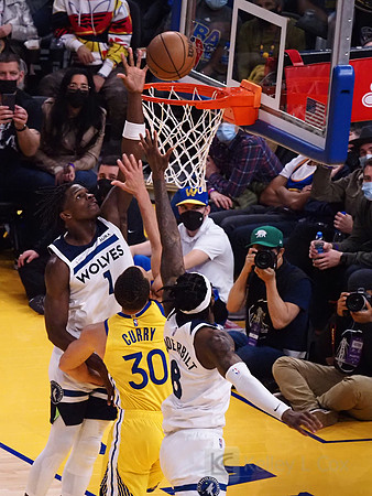 NBA: Minnesota Timberwolves at Golden State Warriors