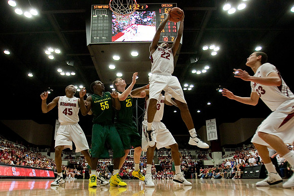 NCAA MEN'S BASKETBALL 2011 - Jan 27 - Oregon at Stanford