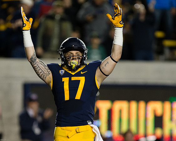 NCAA Football: Oregon at California