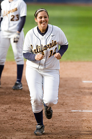 Cal Softball vs Santa Clara