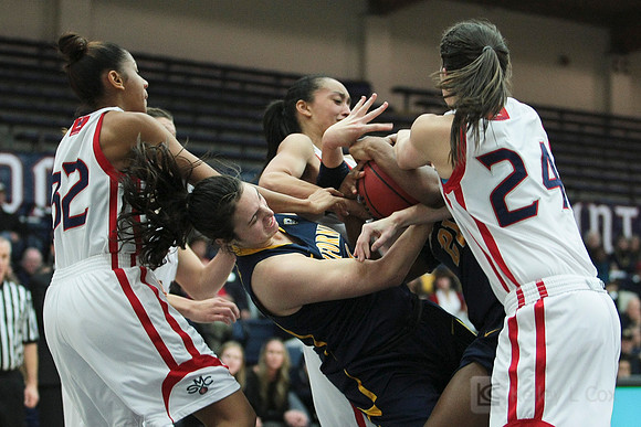 NCAA Womens Basketball: California at Saint Mary's