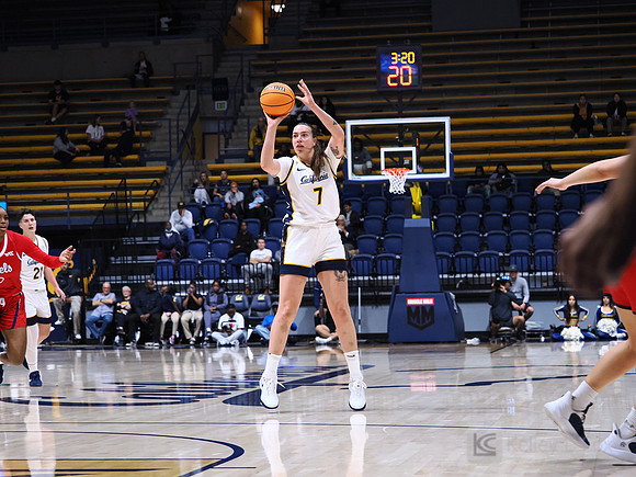 Women’s Basketball: California Golden Bears vs Saint Mary’s Gaels