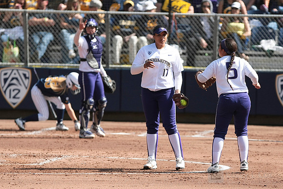 Softball: Washington vs Cal