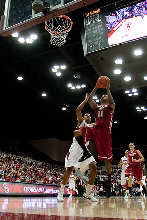 NCAA MEN'S BASKETBALL 2011 - Jan 15 - Washington State at Stanford