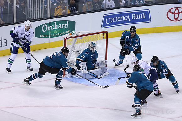 NHL: Vancouver Canucks at San Jose Sharks