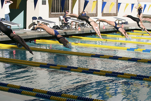 Cal Women's Swimming vs USC