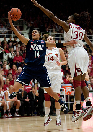 NCAA WOMEN'S BASKETBALL 2010 - Dec 30 - Connecticut at Stanford